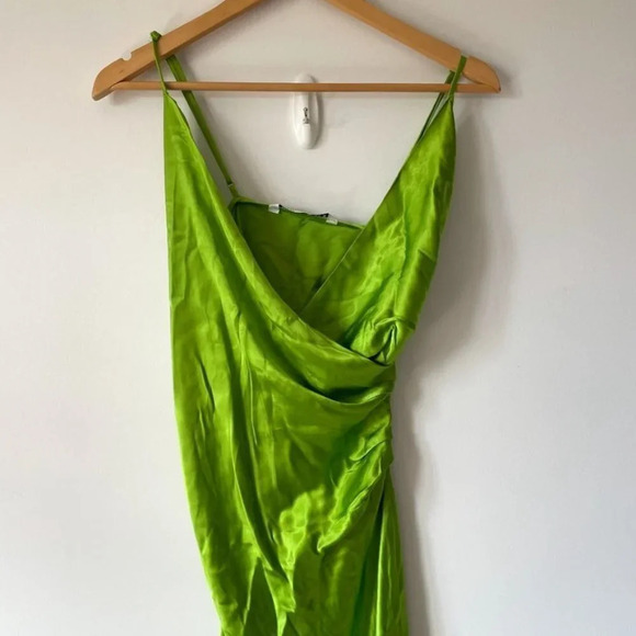 Zara Silky Satin Effect Surplus Midi Dress  Bright Green Blogger Fav Sz Small - Picture 8 of 12